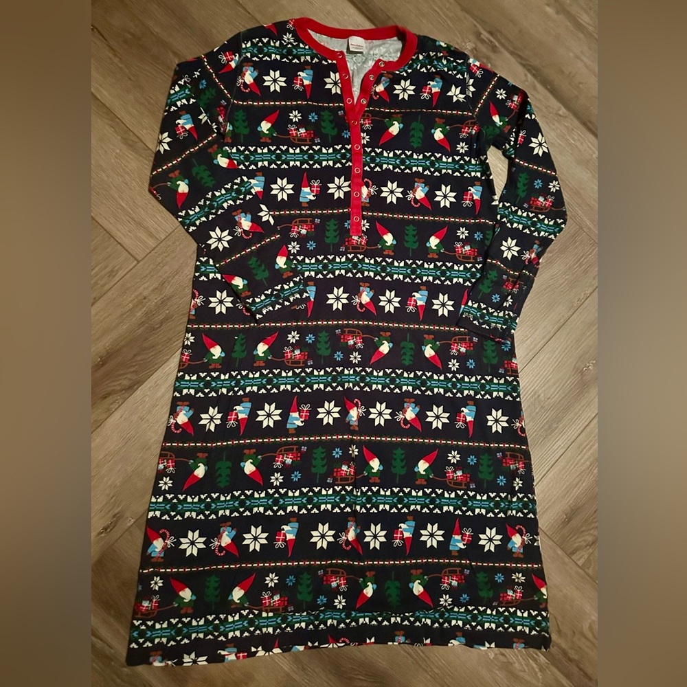 Hanna Andersson holiday gnome nightgown